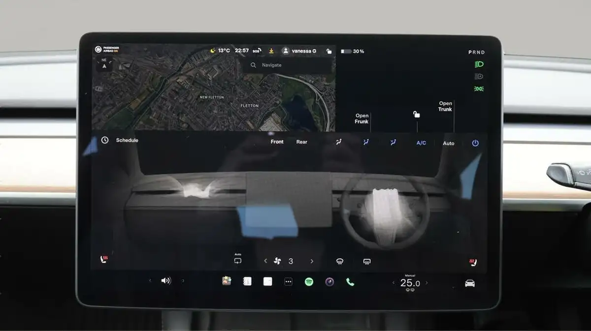 2021-tesla-model-3-e-standard-plus-big-12