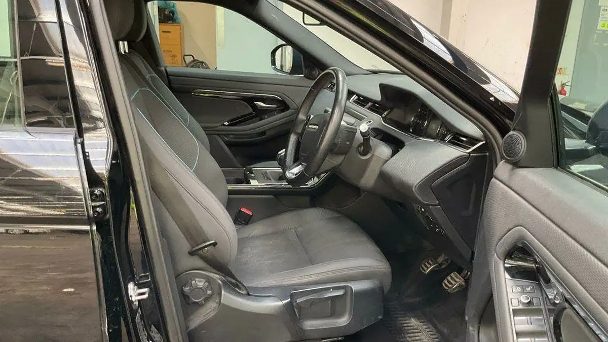 2019-land-rover-range-rover-evoque-20-d150-r-dynamic-big-14