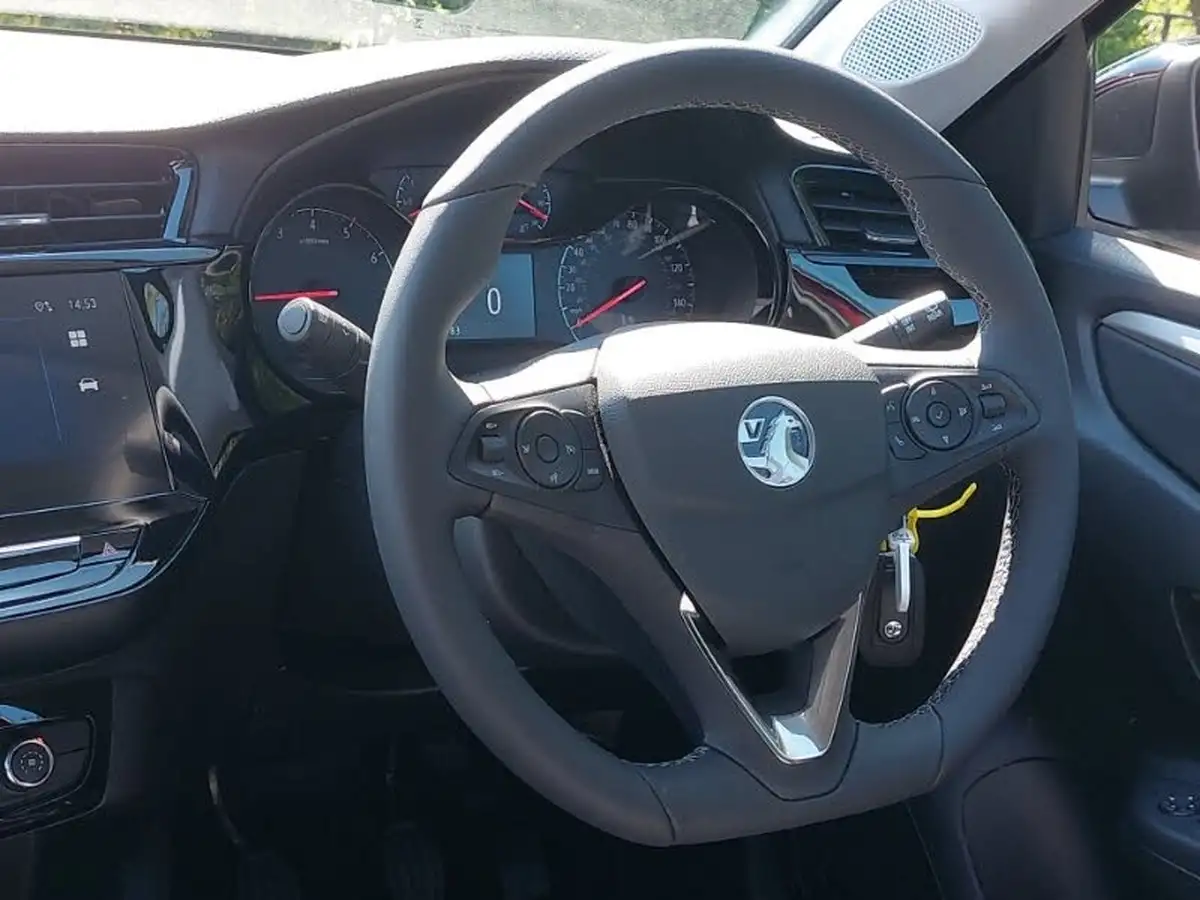 2024-vauxhall-corsa-12i-design-big-10