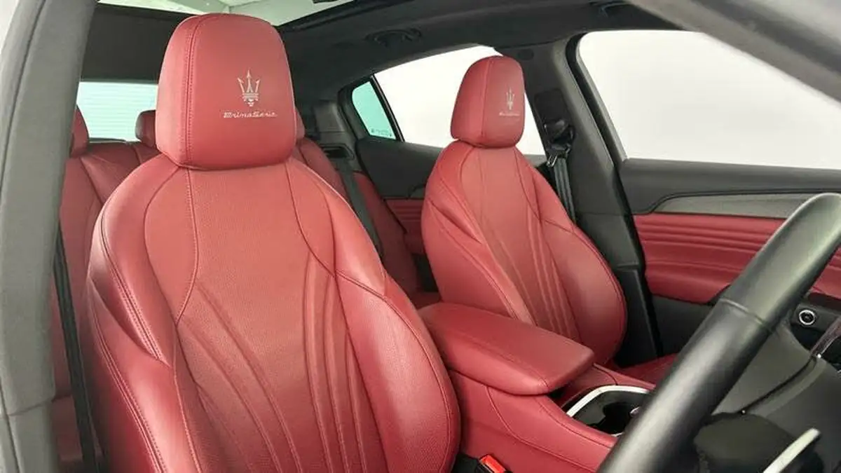 2023-maserati-grecale-20-modena-big-10