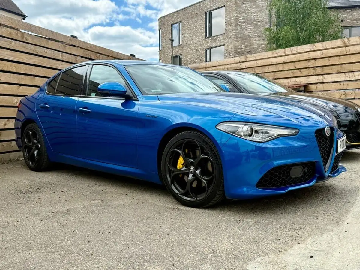 2021-alfa-romeo-giulia-20-veloce-276bhp-big-13