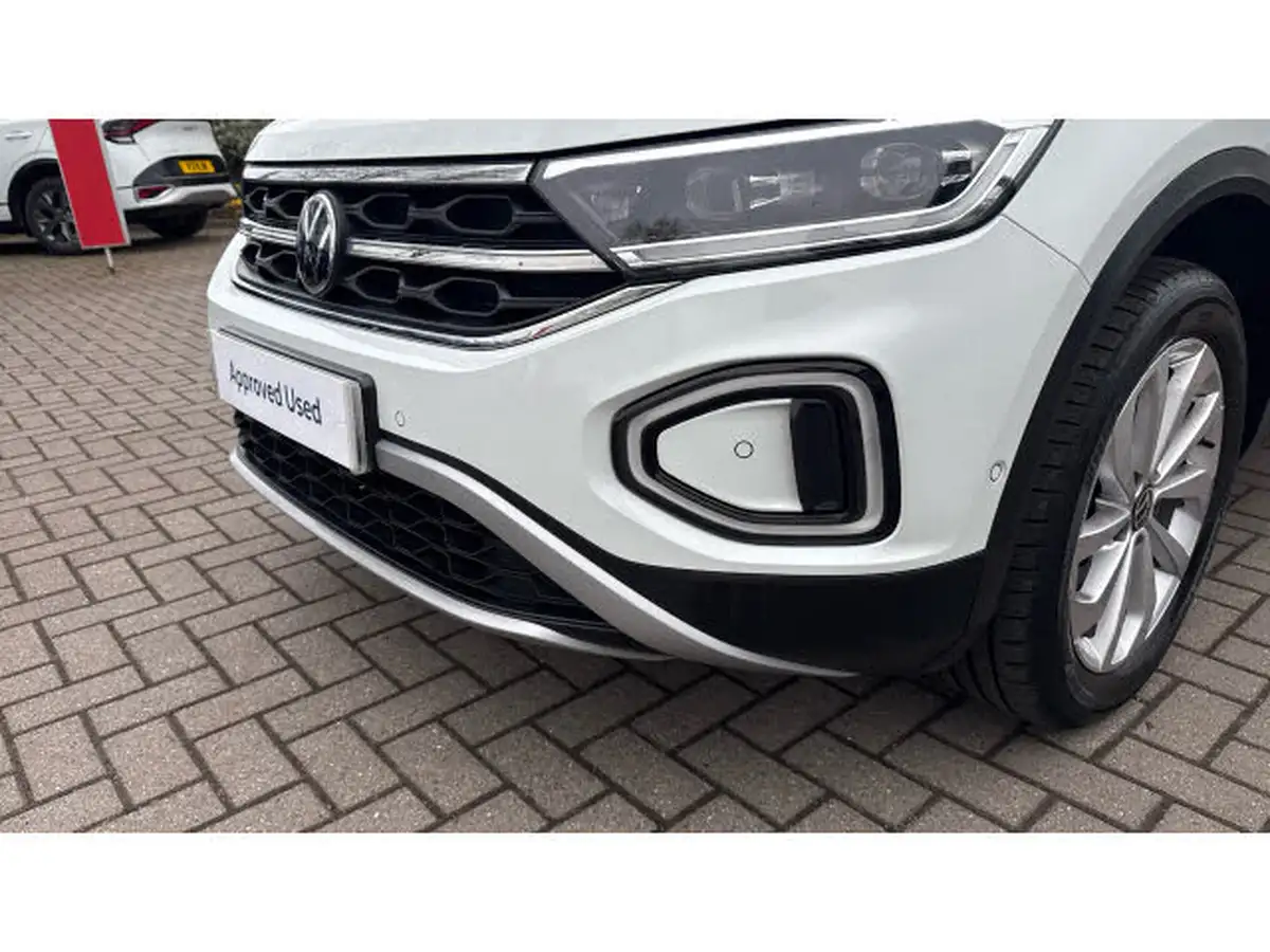 2022-volkswagen-t-roc-15-tsi-style-hatchback-5d-big-23