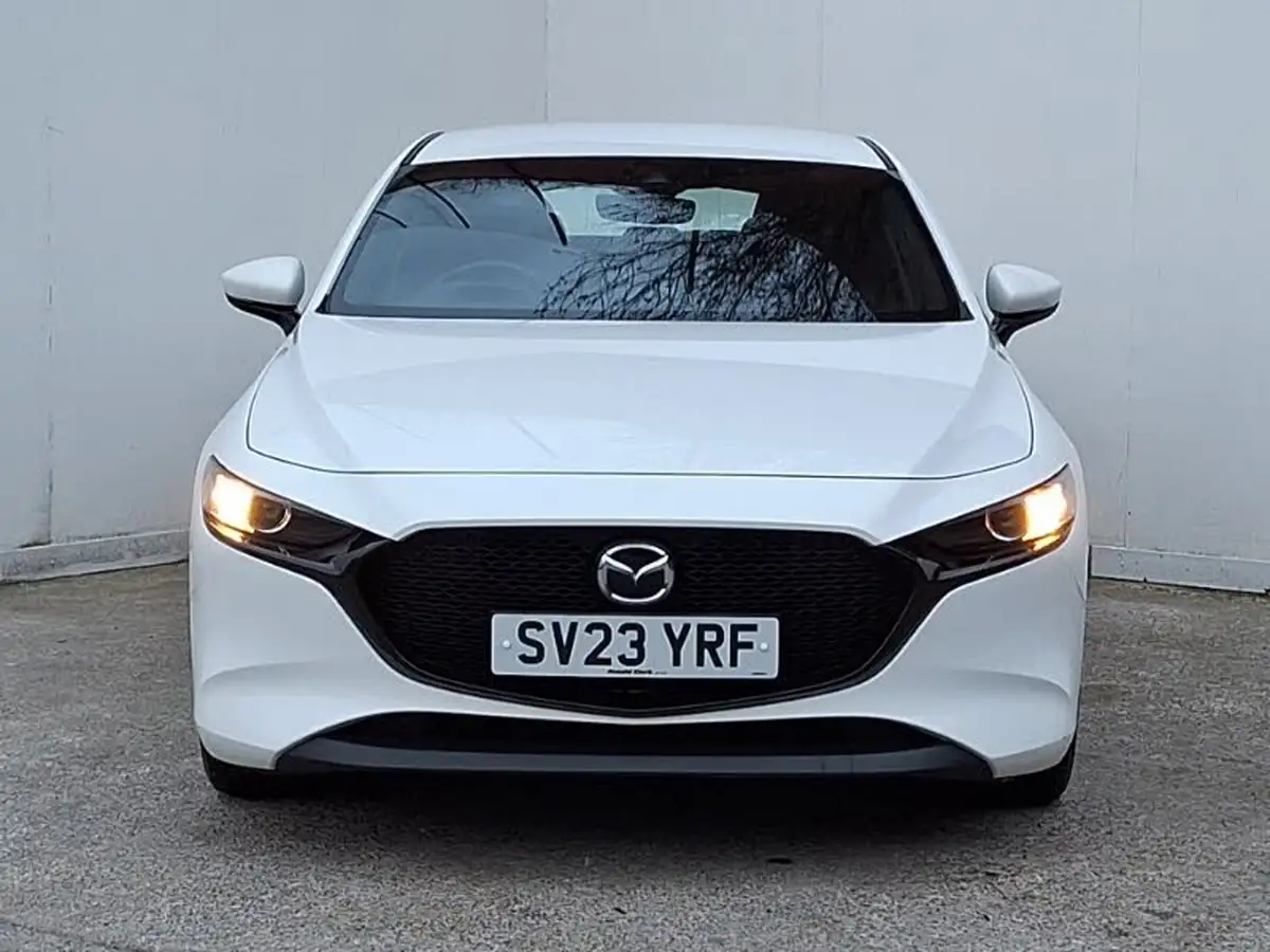 2023-mazda-mazda3-20-se-l-big-11