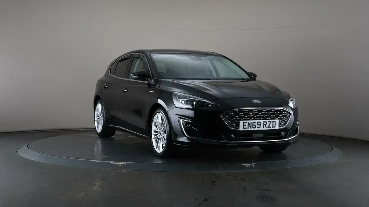 2020-ford-focus-15-vignale-hatchback-big-42
