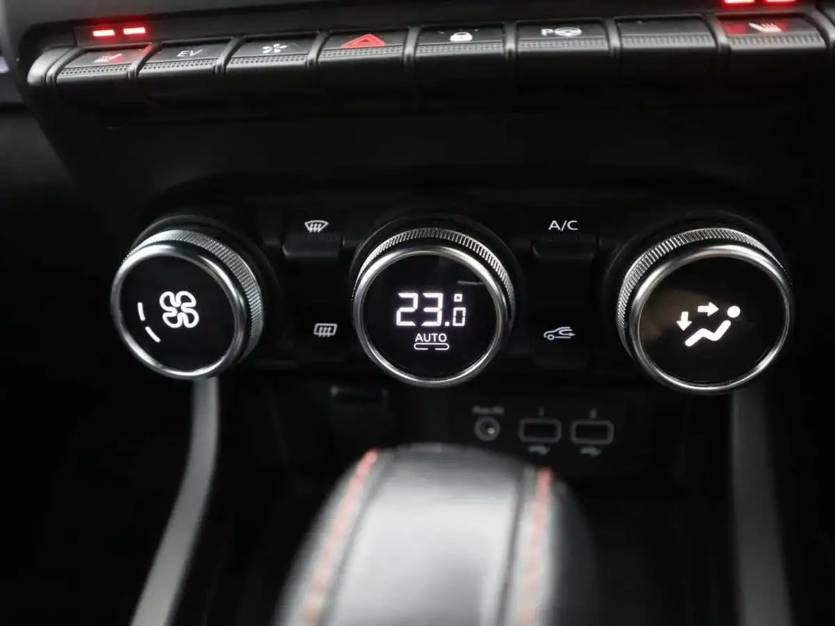 2021-renault-arkana-16-rs-line-big-17