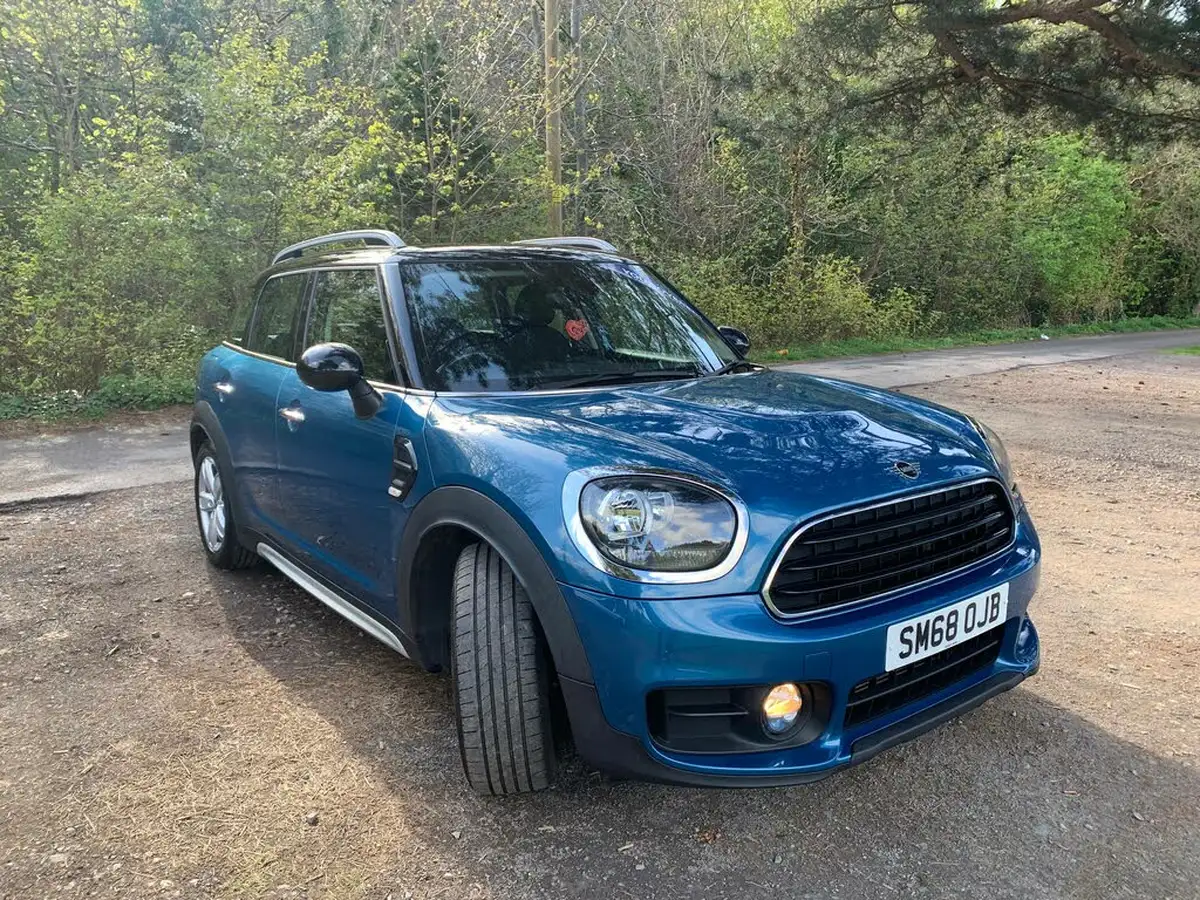 2018-mini-countryman-15-cooper-classic-ss-big-0