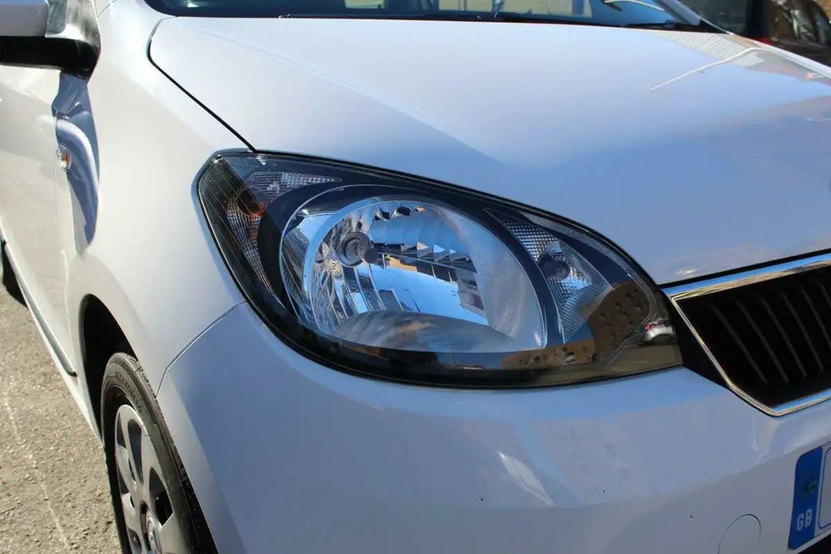 2015-skoda-citigo-10-se-5d-big-31