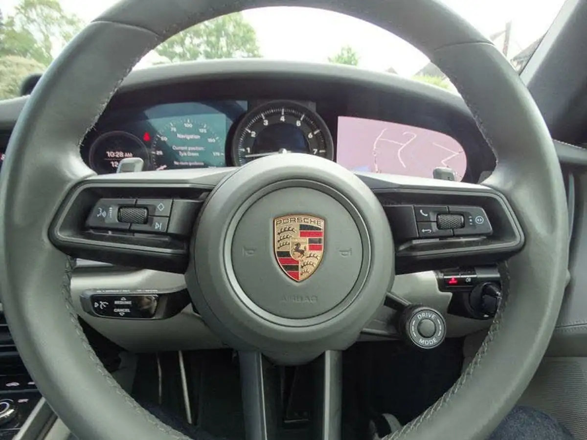2019-porsche-911-30-carrera-s-450ps-coupe-pdk-big-6