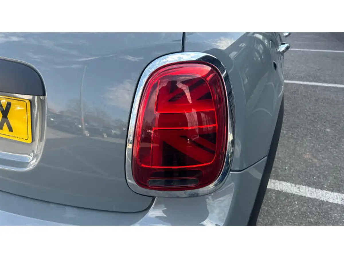 2021-mini-cooper-15-one-classic-5d-big-21
