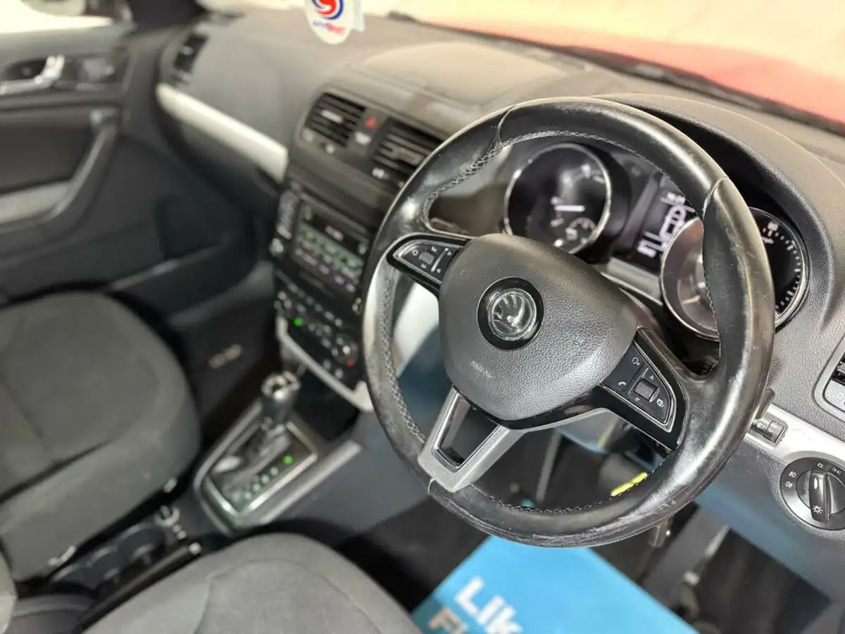 2014-skoda-yeti-12-se-dsg-big-9