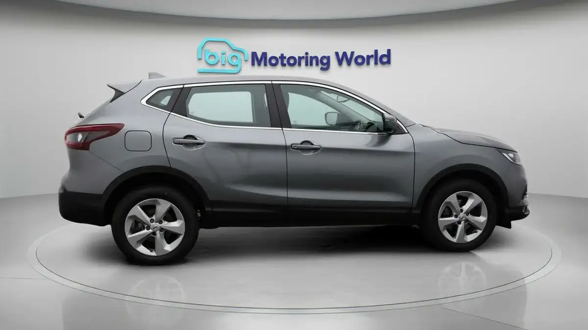 2021-nissan-qashqai-13-dig-t-acenta-premium-140ps-big-8