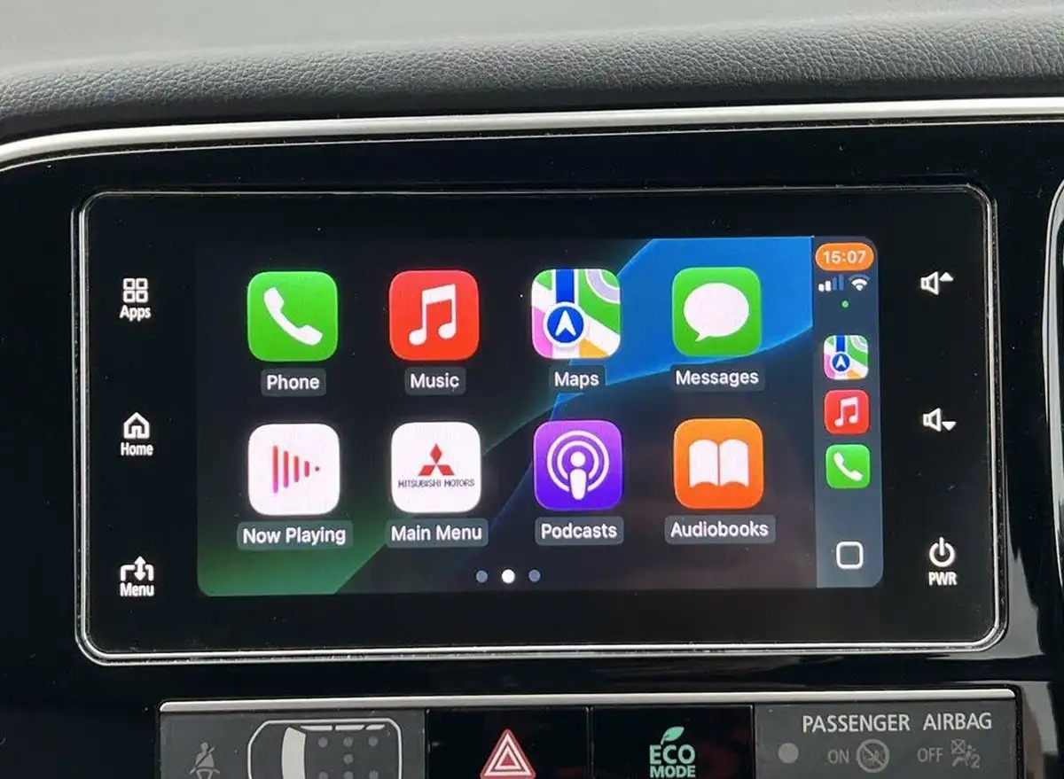 2018-mitsubishi-outlander-24-5h-phev-big-40