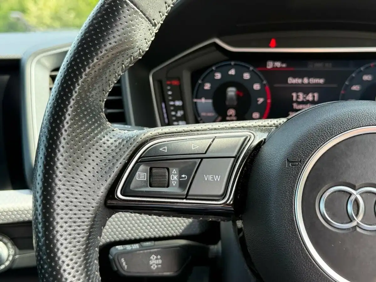 2019-audi-a1-10-30-tfsi-s-line-ss-big-27