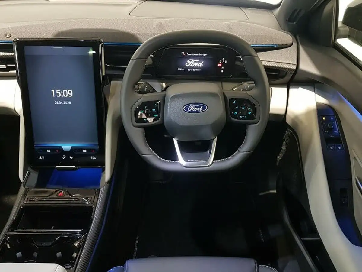 2024-ford-explorer-e-premium-286ps-77kwh-big-6