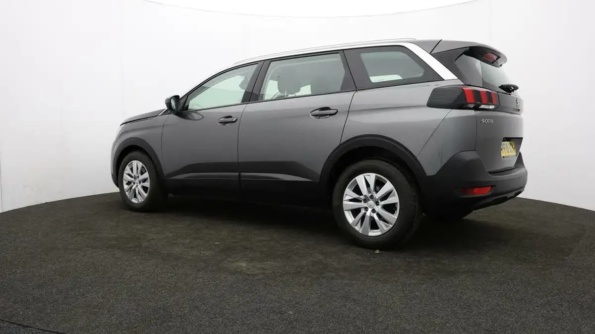 2018-peugeot-5008-suv-12-puretech-active-big-65