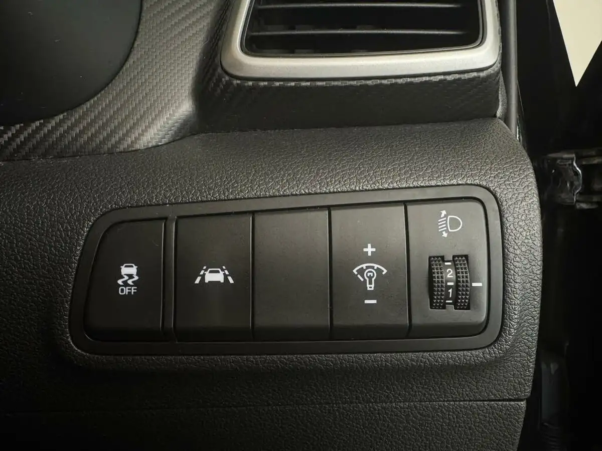 2018-hyundai-tucson-16-gdi-se-nav-big-22