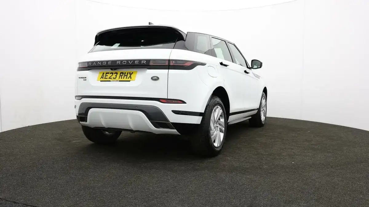 2023-land-rover-range-rover-evoque-15-p300e-r-dynamic-s-big-74