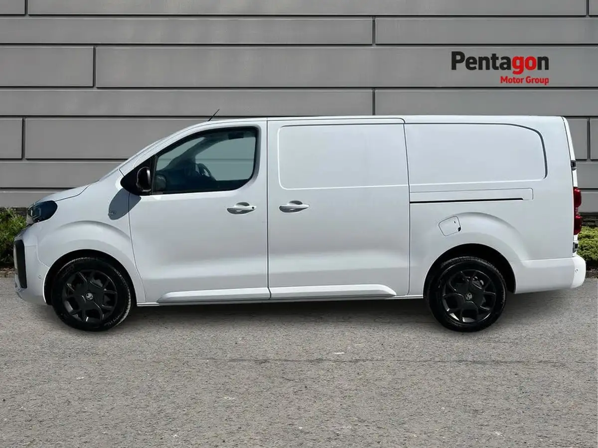 2024-vauxhall-vivaro-20td-xl-pro-big-11