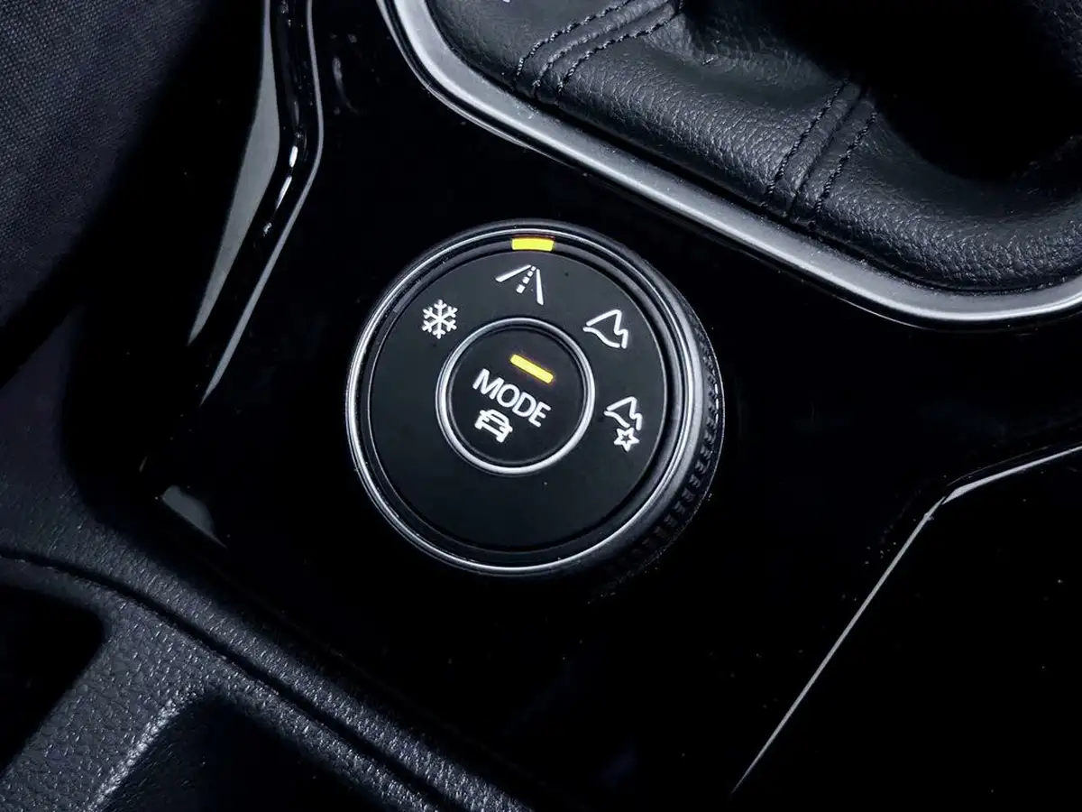 2022-volkswagen-t-roc-20-tsi-r-line-big-25