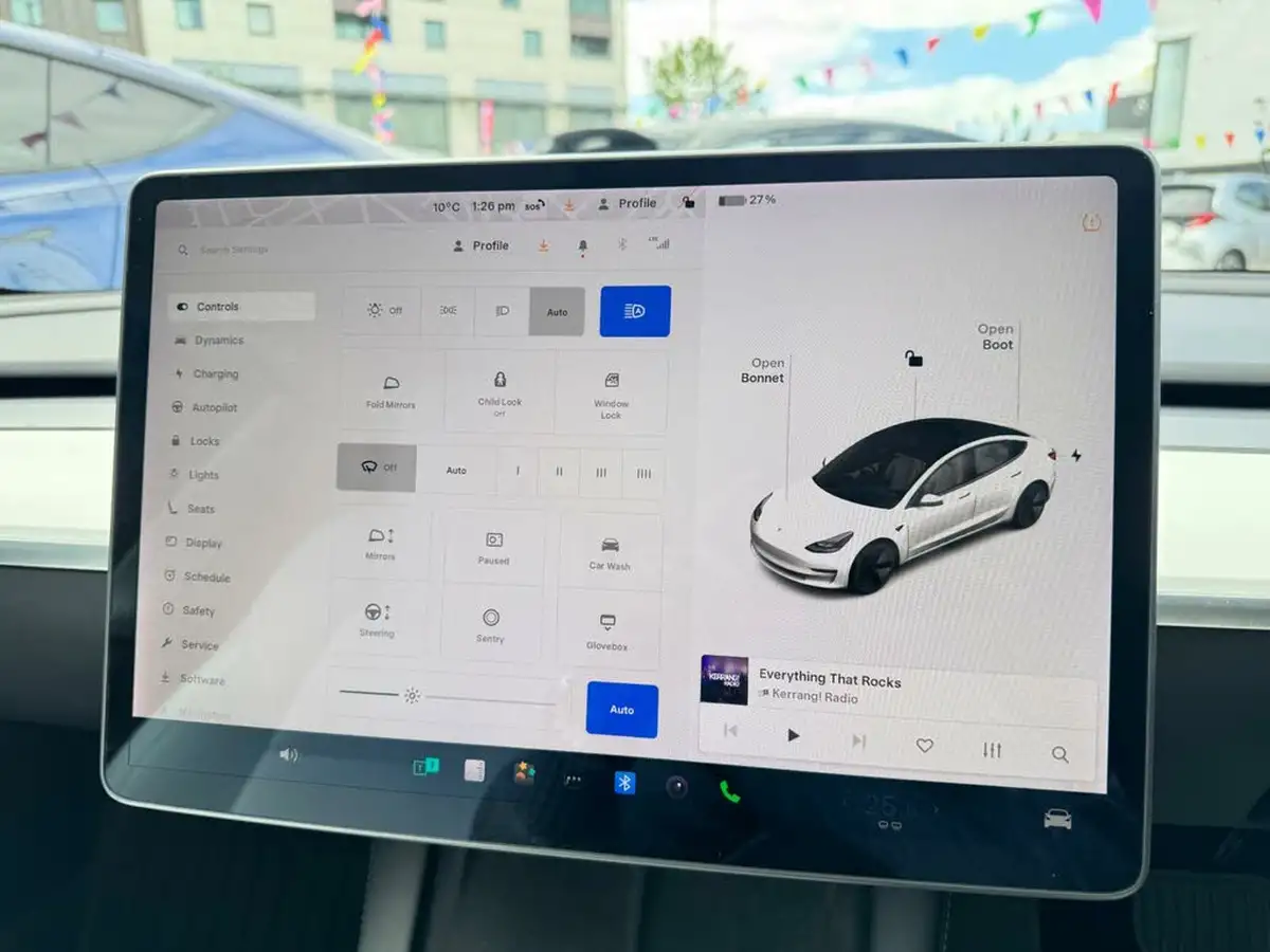 2021-tesla-model-3-e-long-range-4x4-big-43