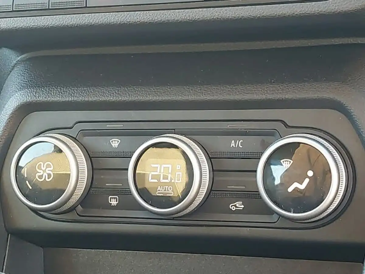 2023-dacia-sandero-stepway-10-tce-journey-90bhp-big-13