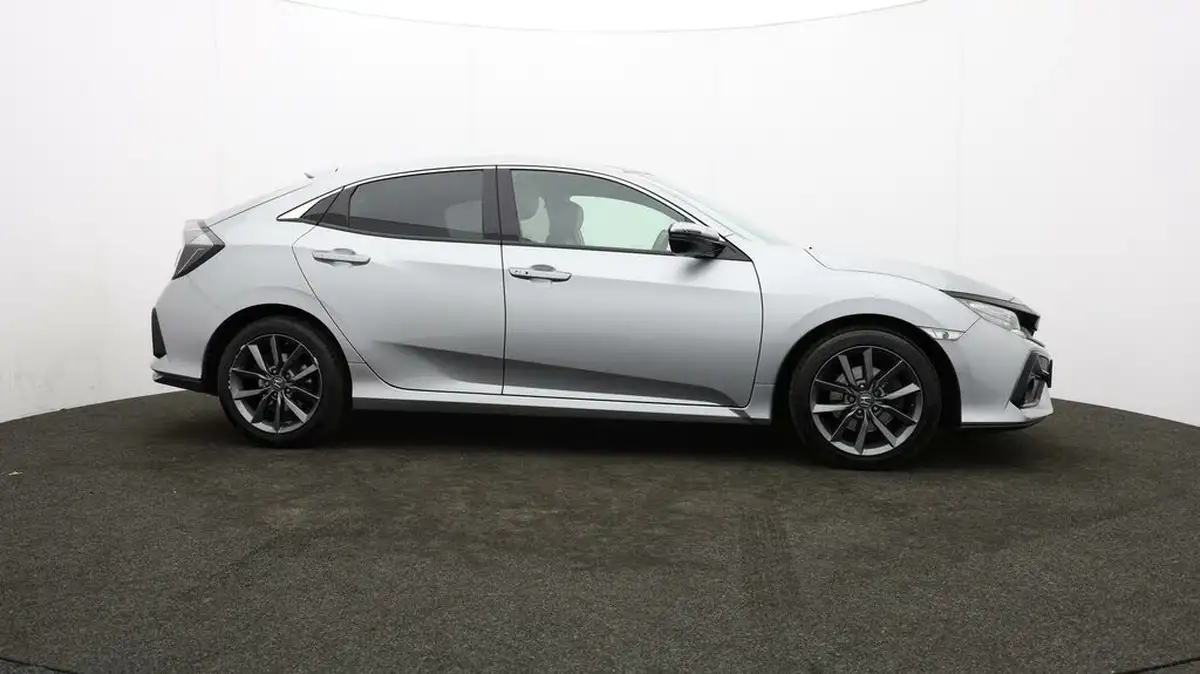 2020-honda-civic-16-i-dtec-ex-ss-hatchback-5d-big-35