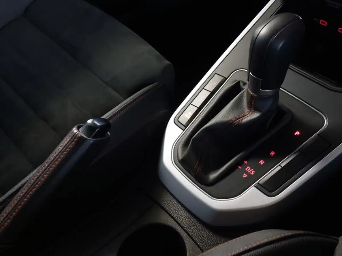 2022-seat-arona-10-tsi-fr-sport-dsg-big-14