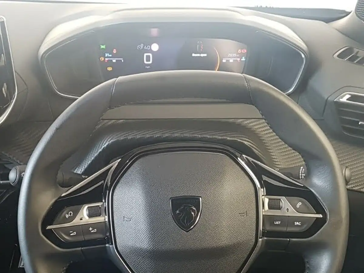 2024-peugeot-2008-suv-12-puretech-allure-130ps-big-9