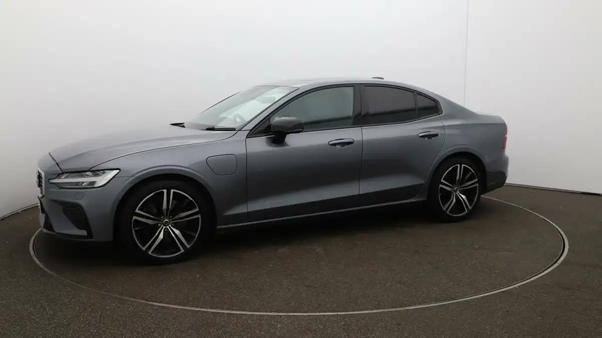 2021-volvo-s60-20-t8-r-design-plus-big-60
