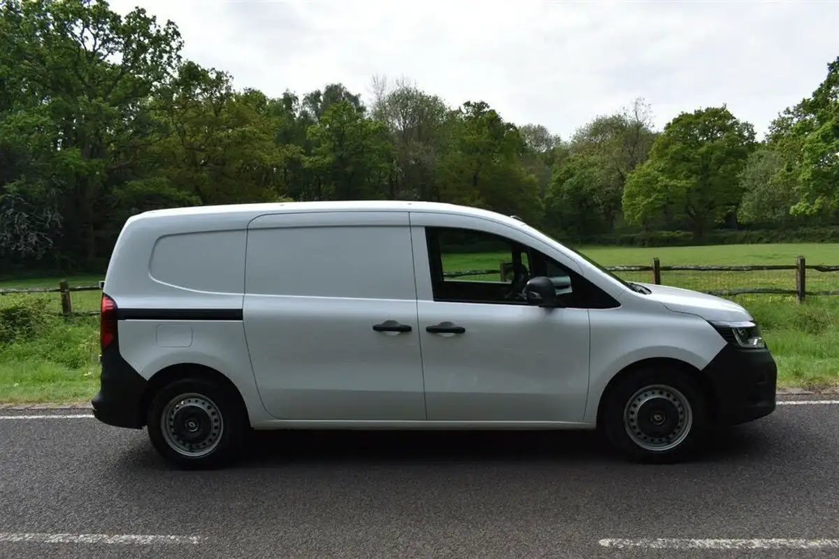 2024-renault-kangoo-e-ll21-e-tech-advance-rc-panel-big-7