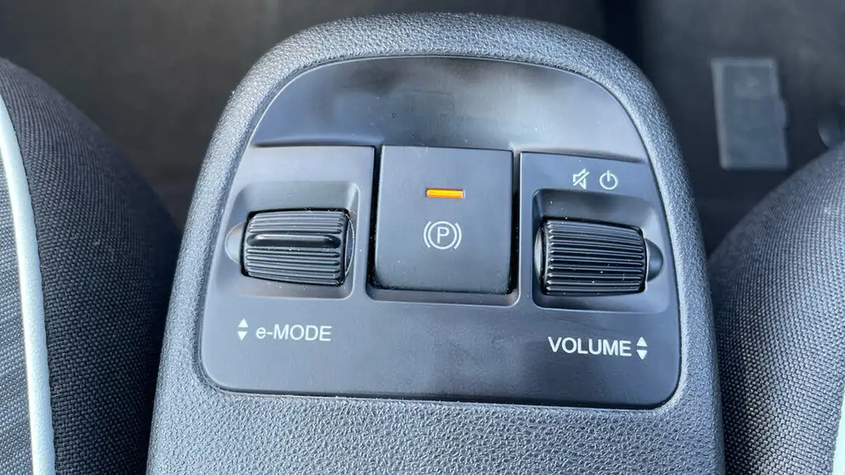 2021-fiat-500-e-passion-big-28