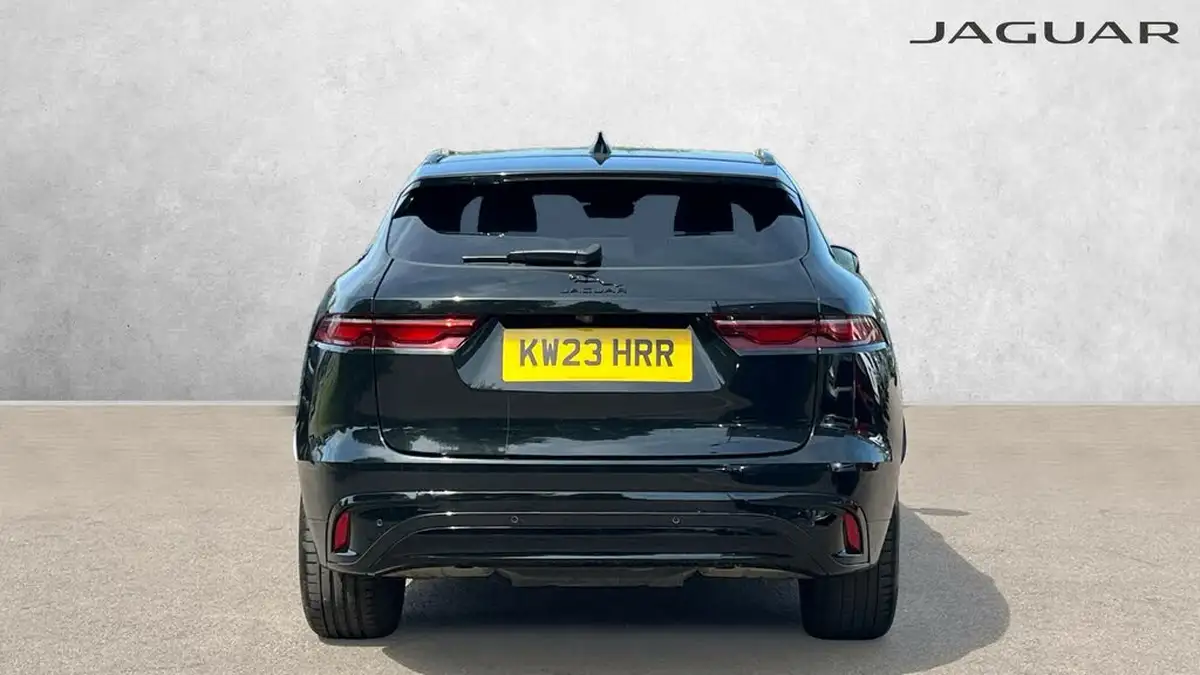 2023-jaguar-f-pace-20-p250-r-dynamic-se-black-big-5