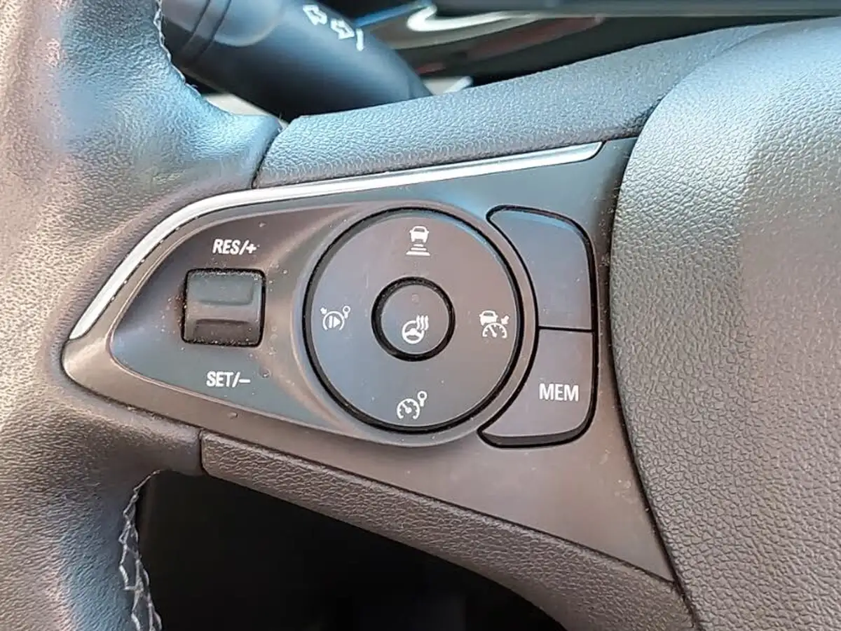 2022-vauxhall-mokka-12-elite-edition-100ps-big-16