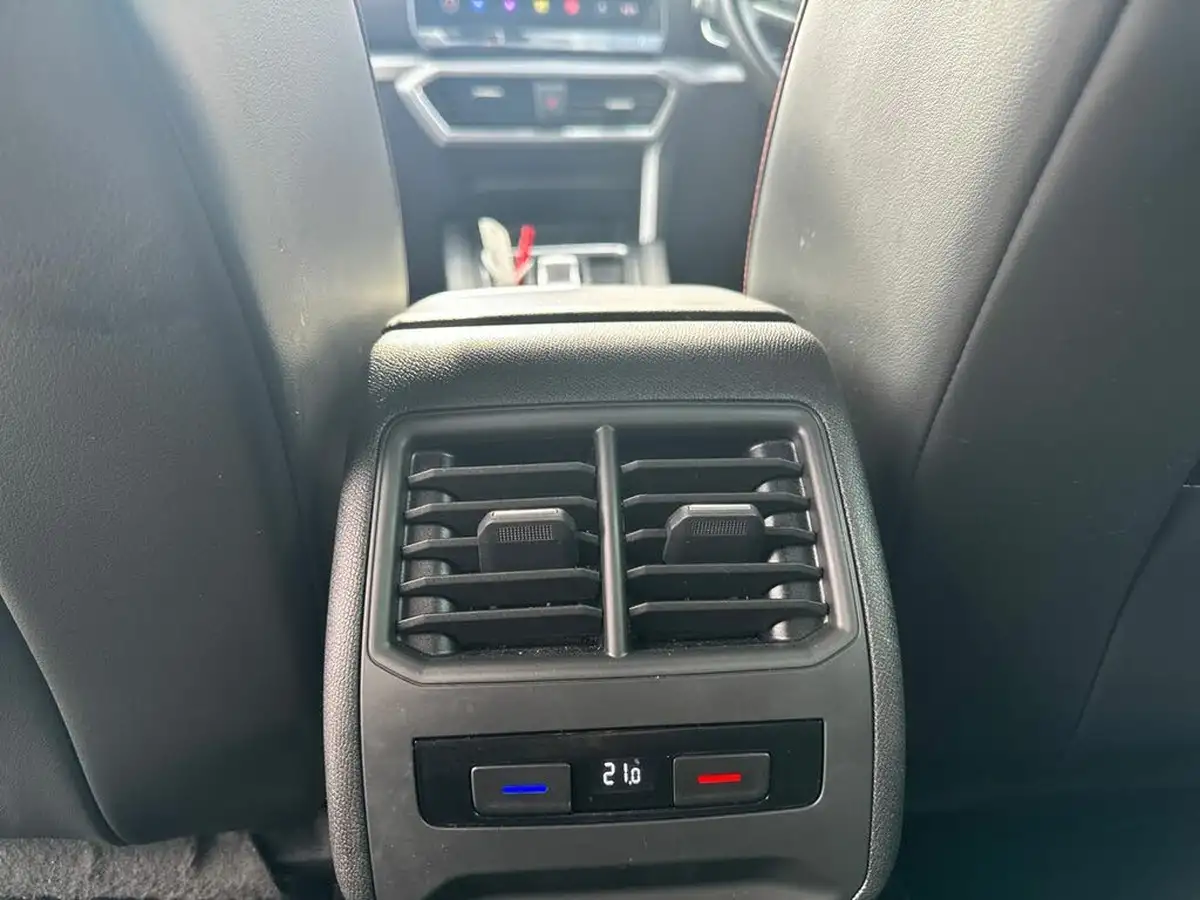 2021-seat-leon-10-etsi-evo-fr-sport-hatchback-big-22