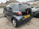 2011-toyota-aygo-10-aygo-go-vvt-i-3d-small-4