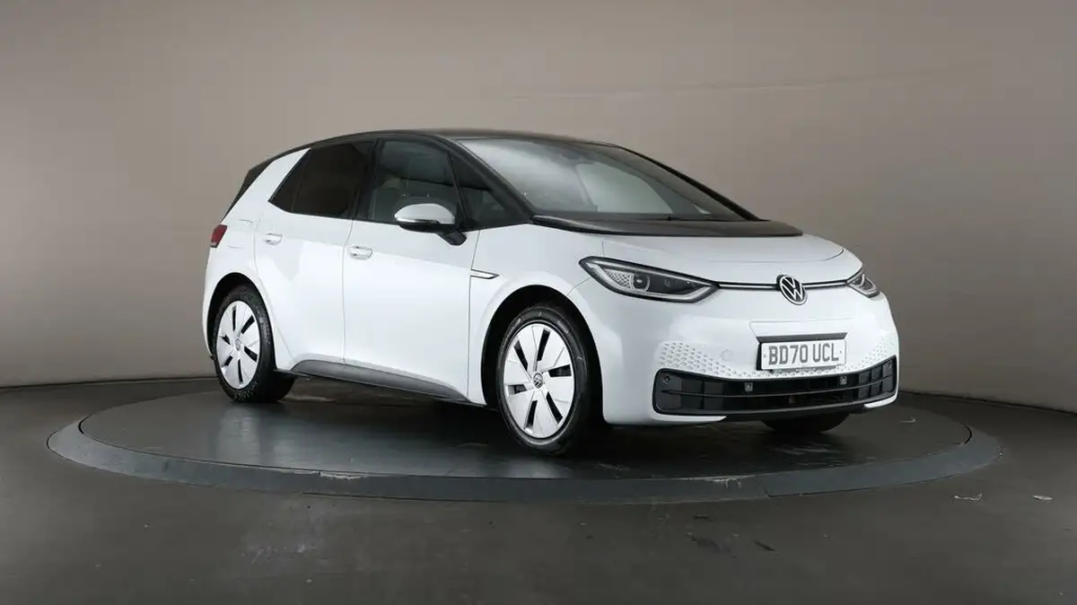 2020-volkswagen-id3-e-business-big-1