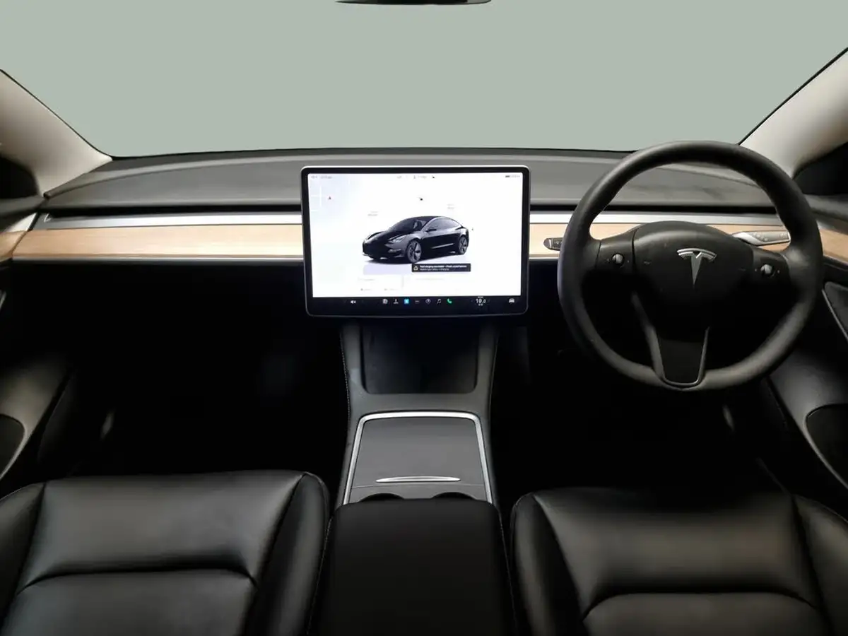 2022-tesla-model-3-e-long-range-big-1
