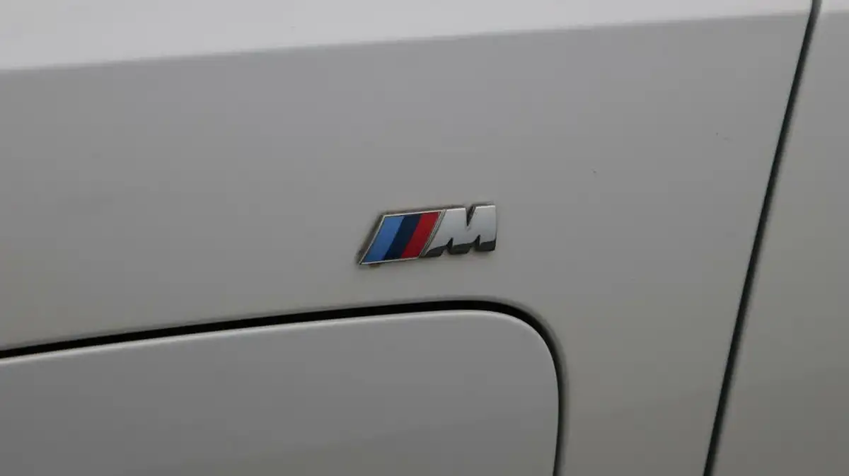2020-bmw-3-series-20-330e-m-sport-saloon-4d-big-20