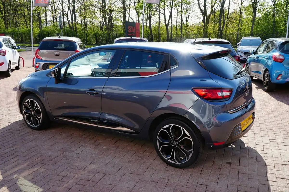 2019-renault-clio-09-tce-iconic-75ps-big-3