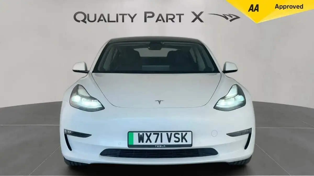 2021-tesla-model-3-e-long-range-awd-big-7
