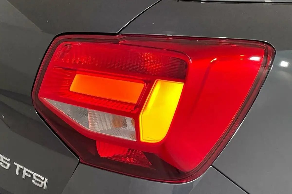 2021-audi-q2-15-35-tfsi-sport-big-15