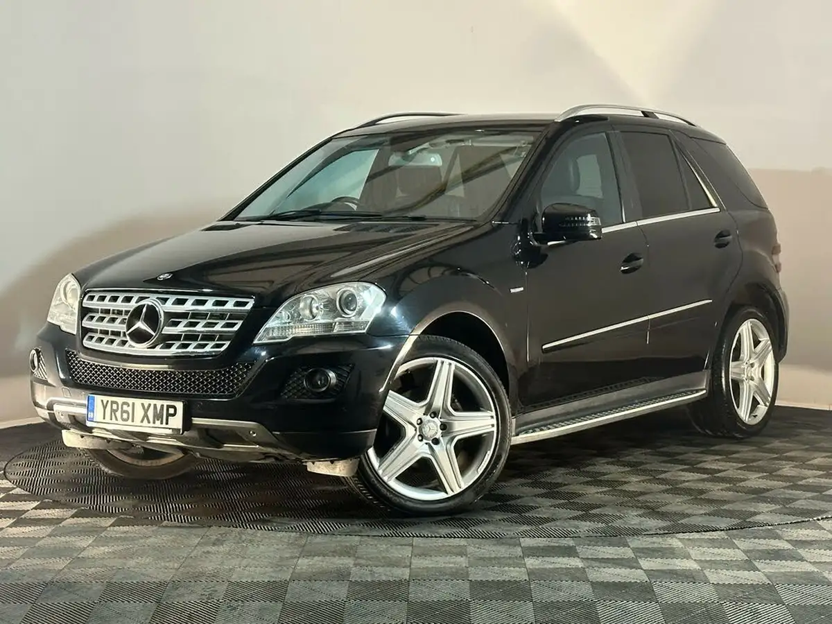 2011-mercedes-benz-m-class-30td-ml300-sport-auto-big-2