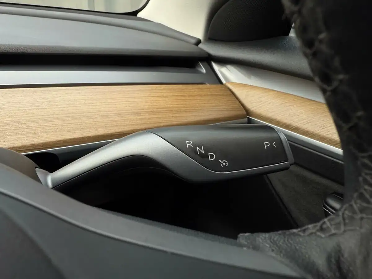 2021-tesla-model-3-e-long-range-4x4-big-48