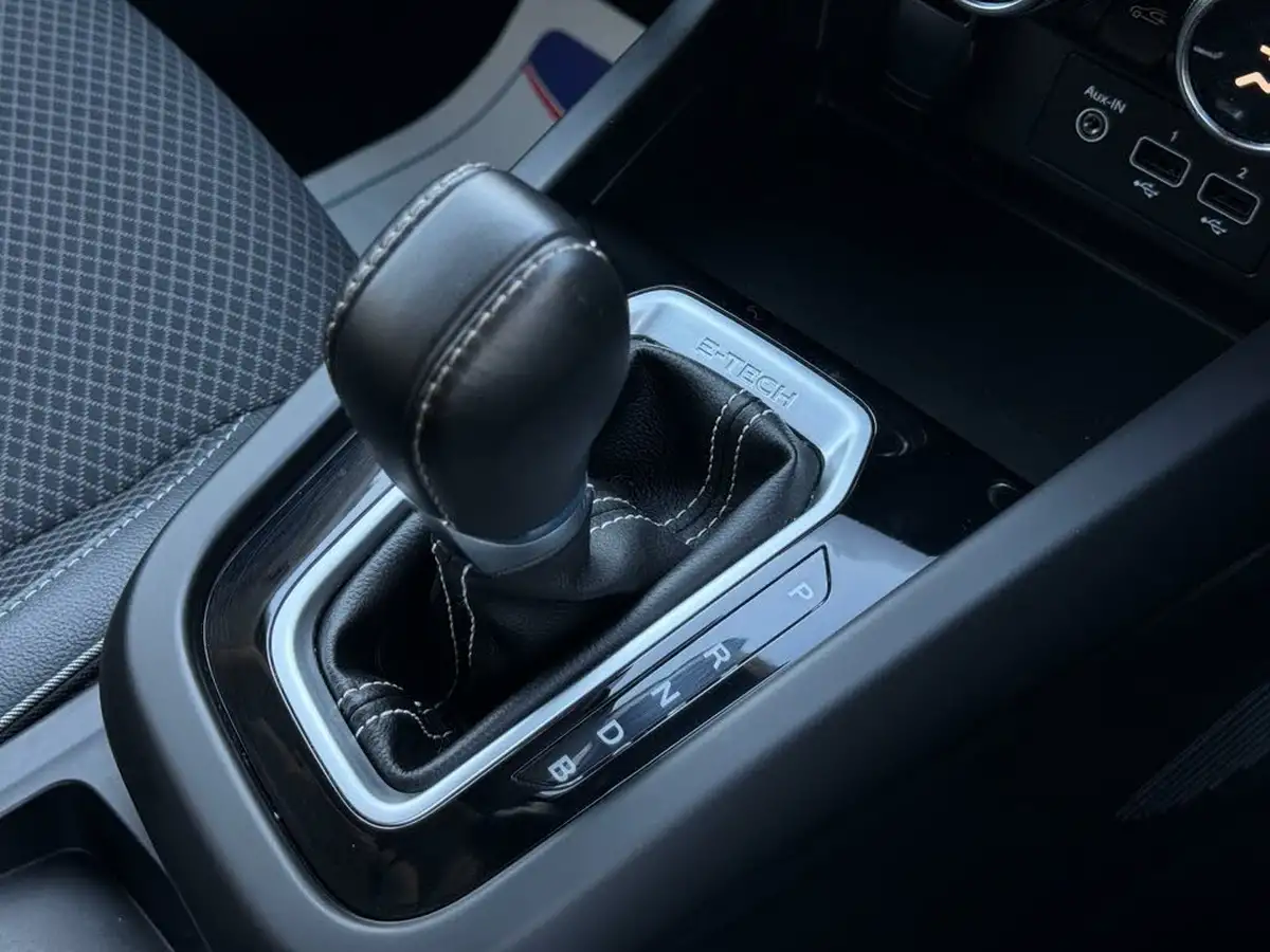 2022-renault-arkana-16-s-edition-big-26