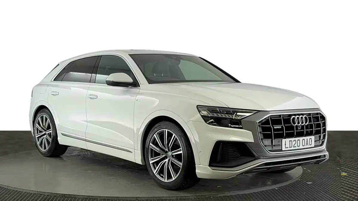 2020-audi-q8-30-55-tfsi-s-line-big-1
