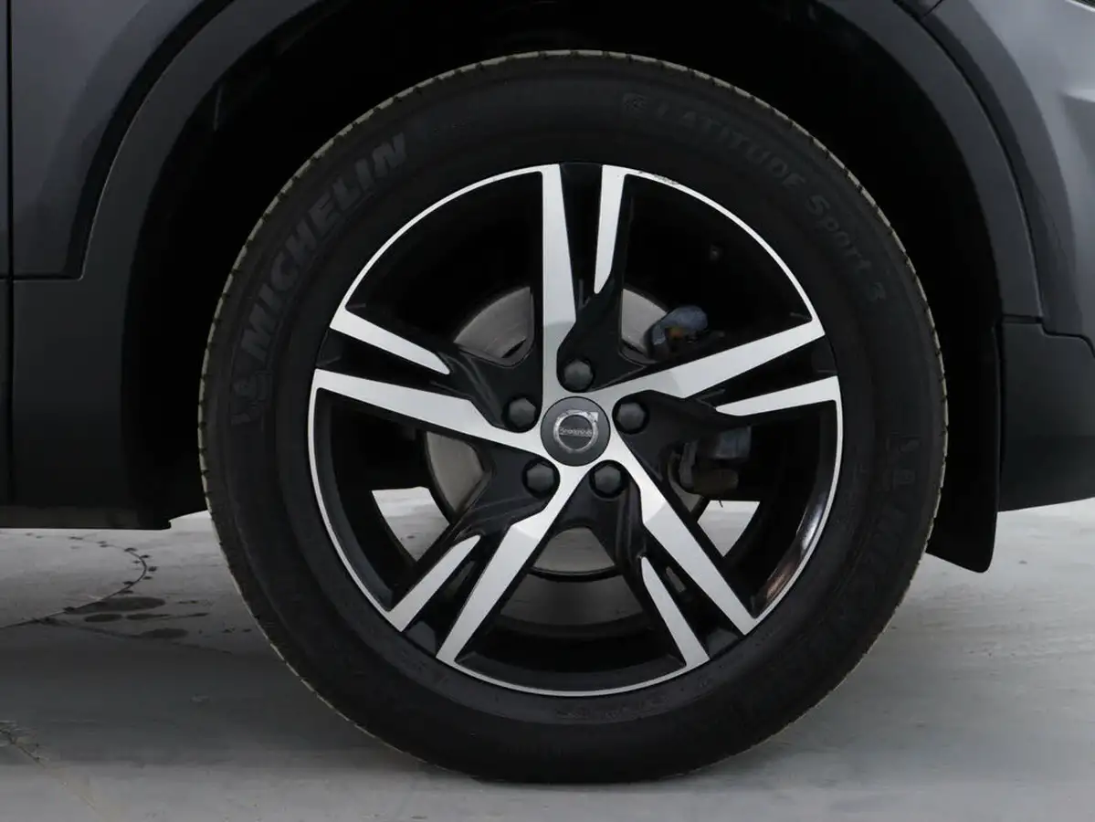 2019-volvo-xc40-15-t3-r-design-163bhp-geartronic-big-9