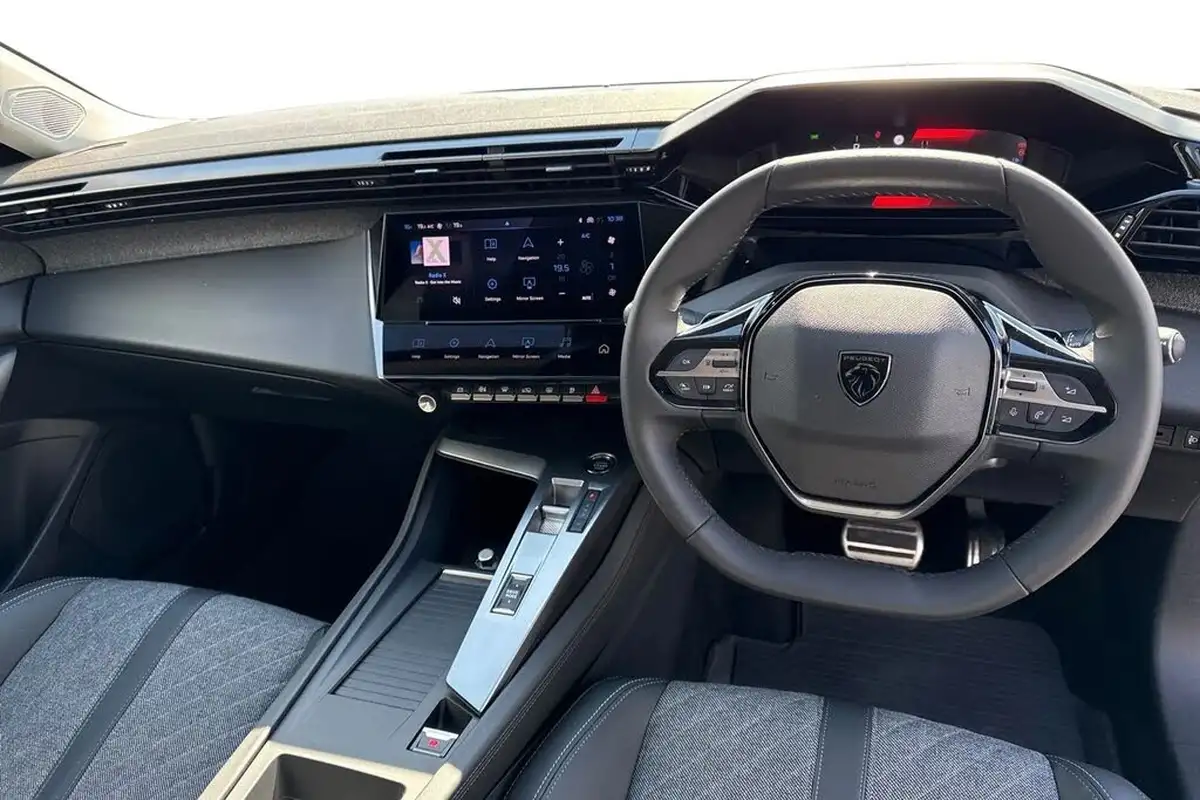 2023-peugeot-408-12-puretech-allure-premium-big-17