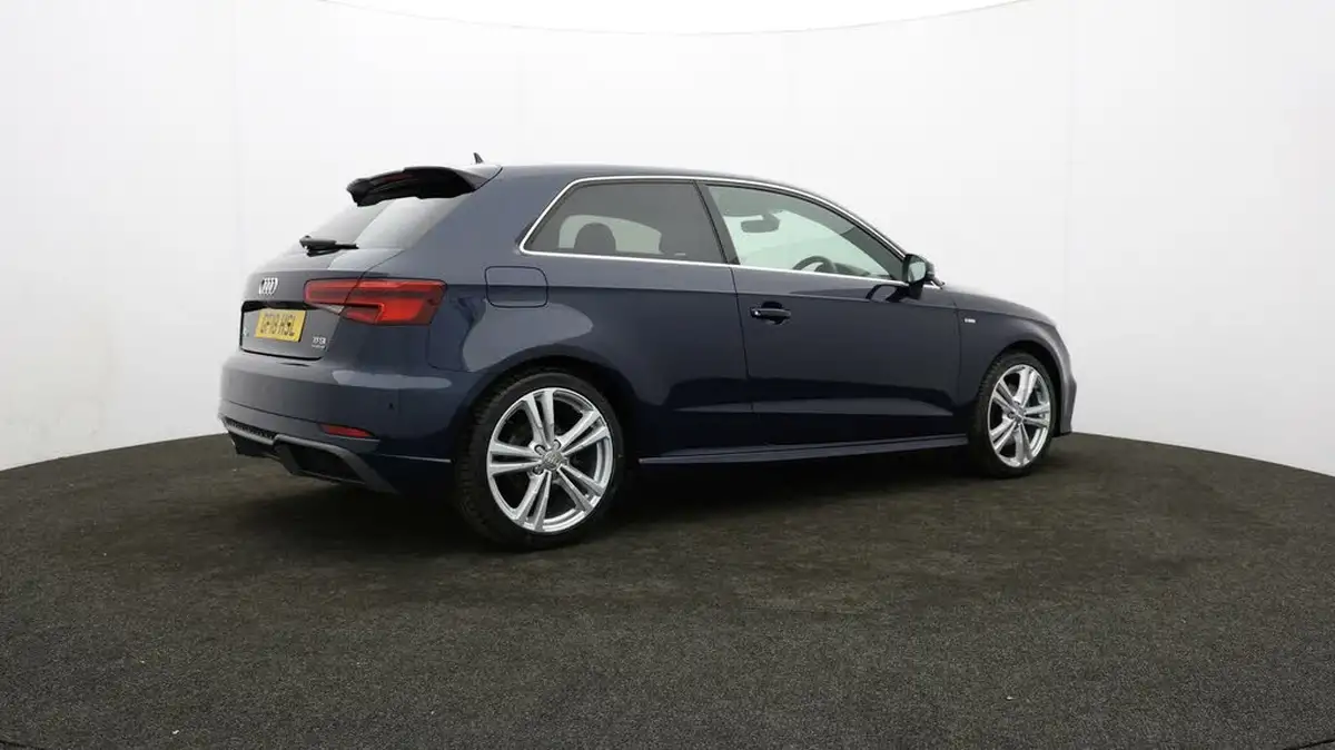 2017-audi-a3-20-tfsi-quattro-s-line-191ps-nav-hatchback-3d-big-26
