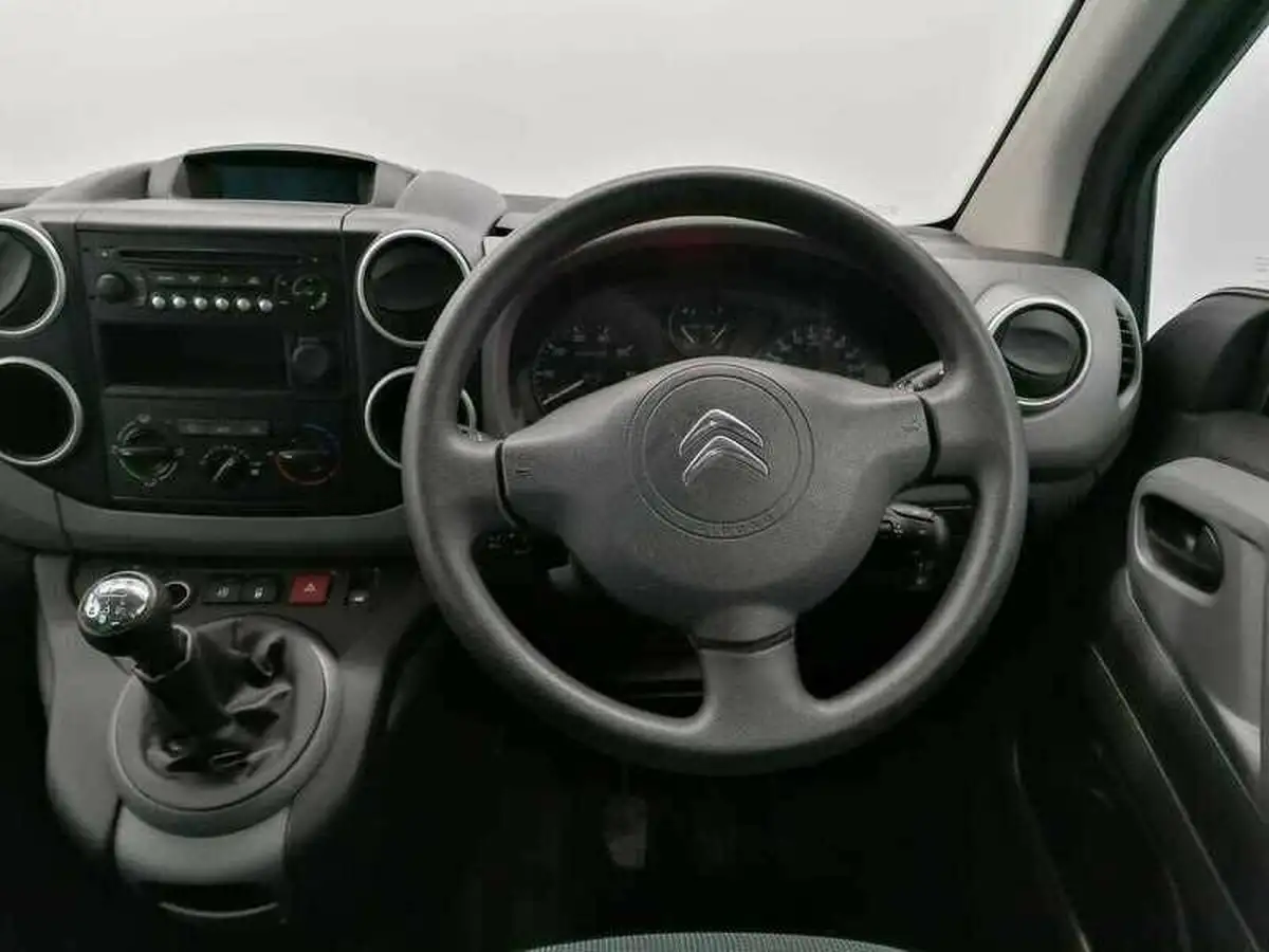 2017-citroen-berlingo-16bluehdi-multispace-feel-100ps-big-9