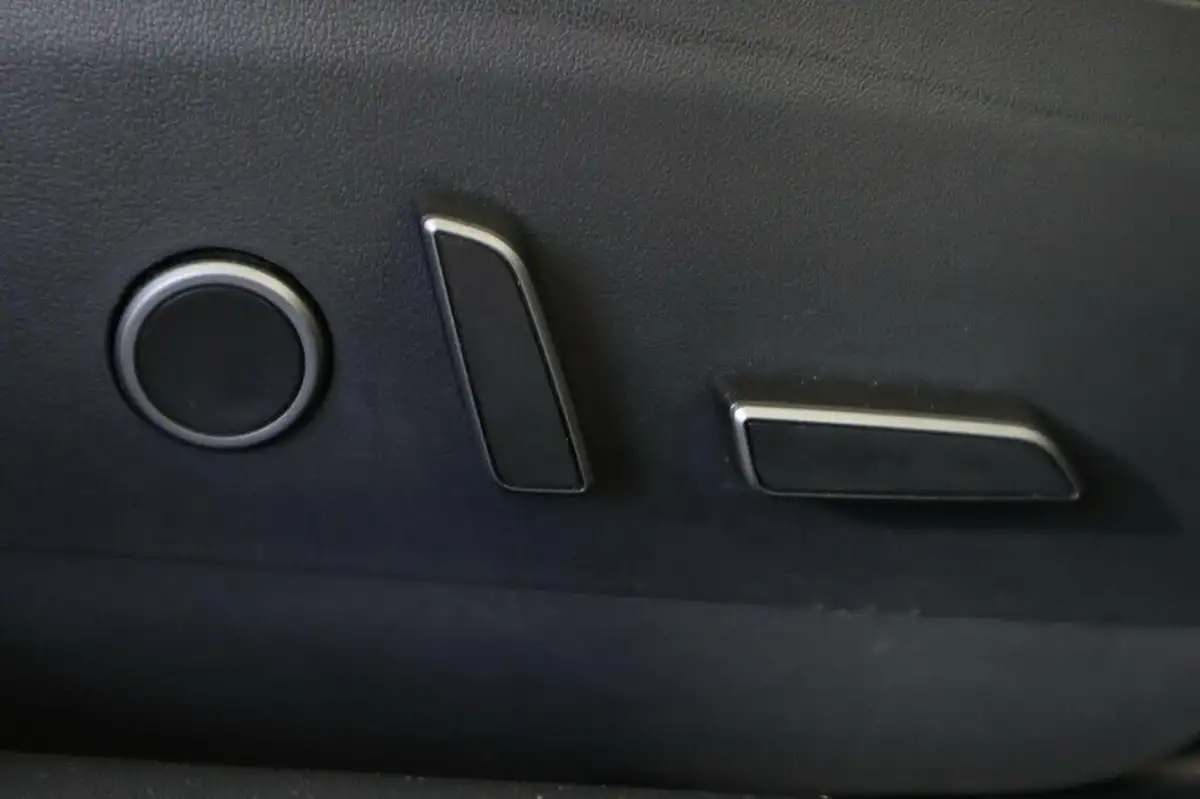 2021-tesla-model-3-e-long-range-4x4-big-16